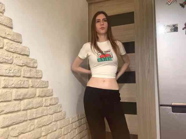 AshantiBadolato webcam