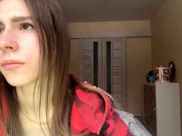 AshantiBadolato webcam