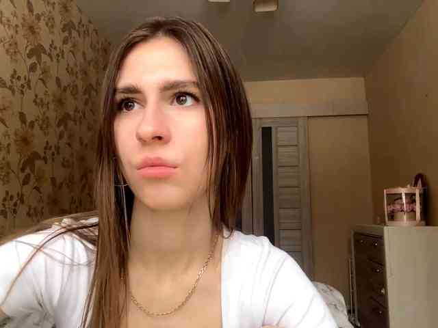 AshantiBadolato webcam