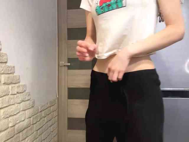 AshantiBadolato webcam