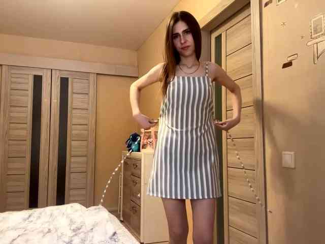 AshantiBadolato webcam