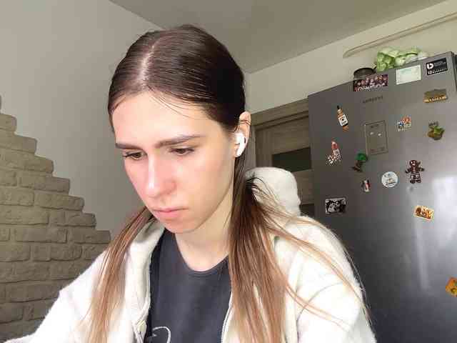 AshantiBadolato webcam