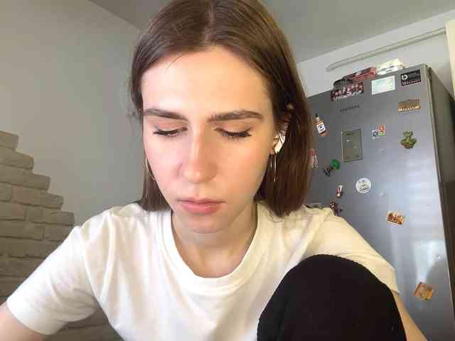 AshantiBadolato webcam