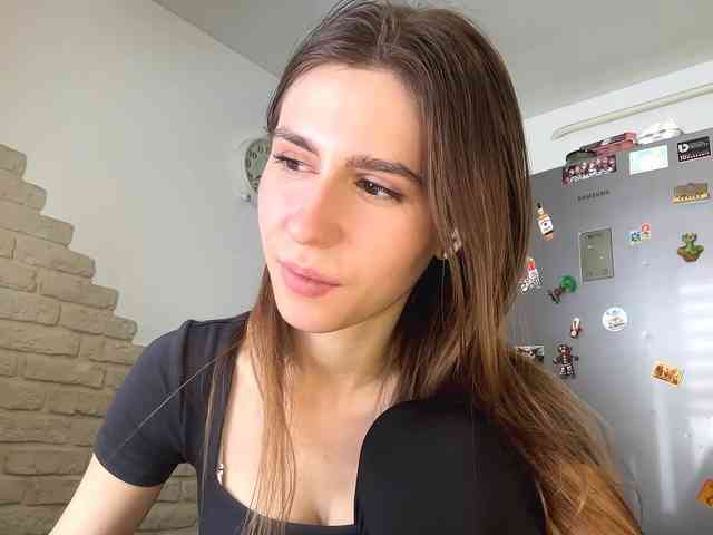 AshantiBadolato webcam