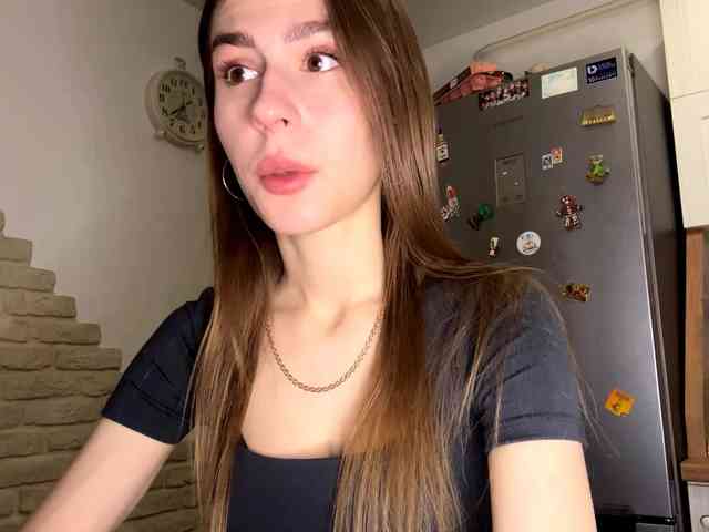 AshantiBadolato webcam