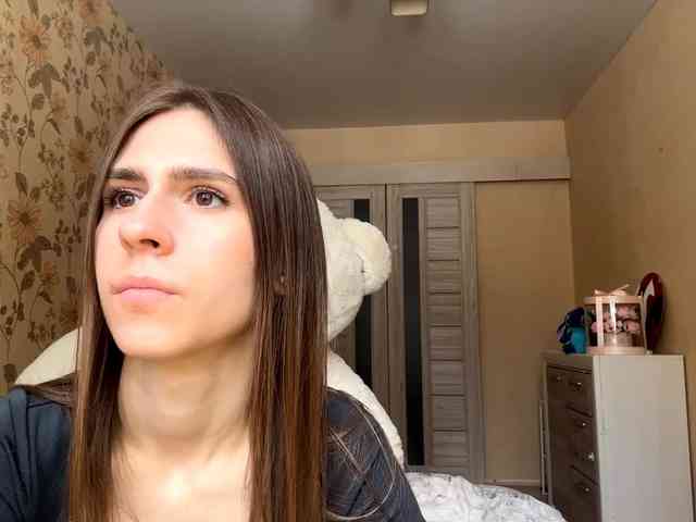 AshantiBadolato webcam