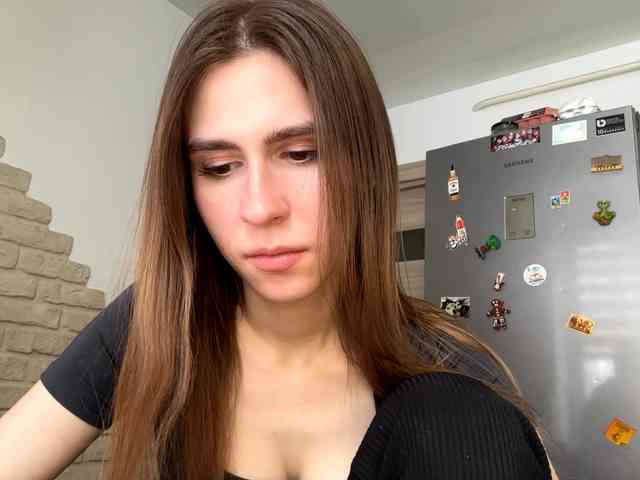 AshantiBadolato webcam