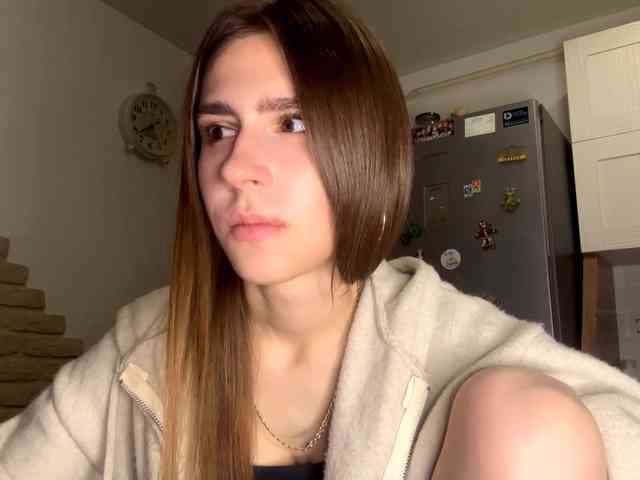 AshantiBadolato webcam