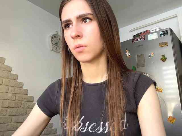 AshantiBadolato webcam