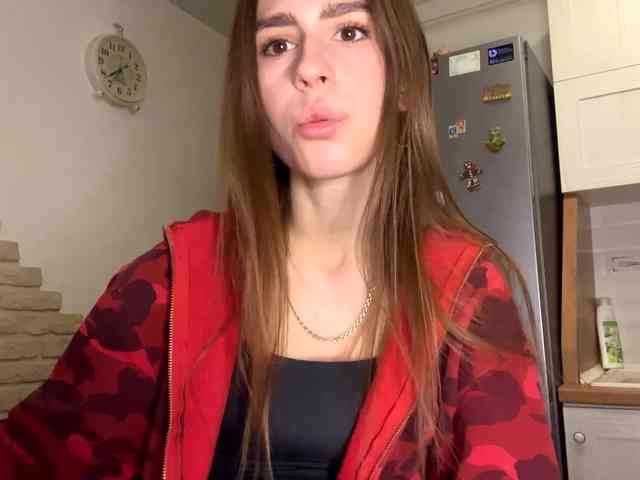 AshantiBadolato webcam