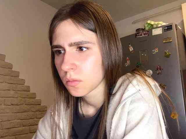 AshantiBadolato webcam