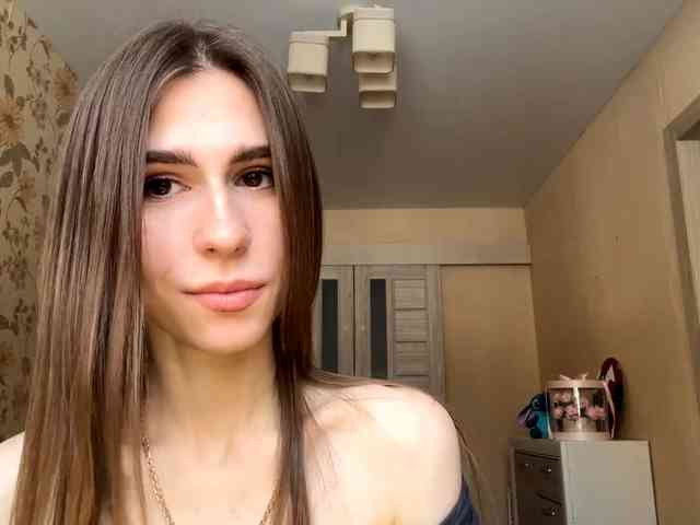 AshantiBadolato webcam