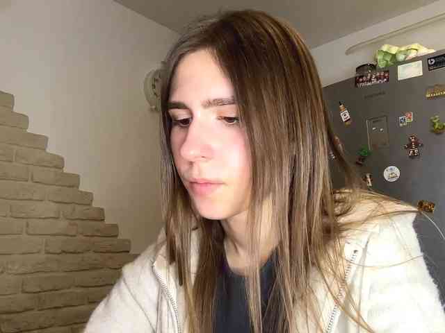 AshantiBadolato webcam