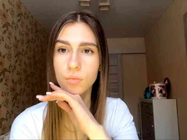 AshantiBadolato webcam