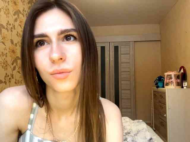 AshantiBadolato webcam