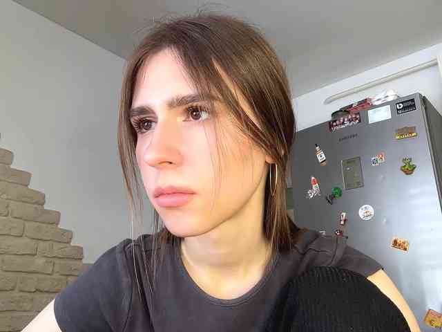 AshantiBadolato webcam