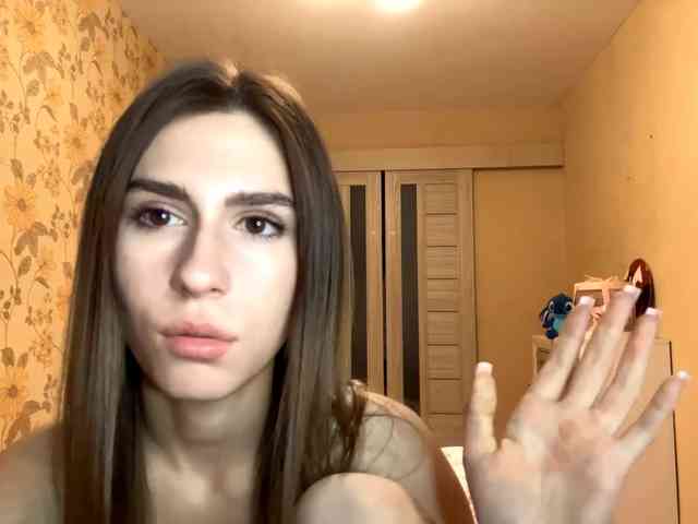 AshantiBadolato webcam