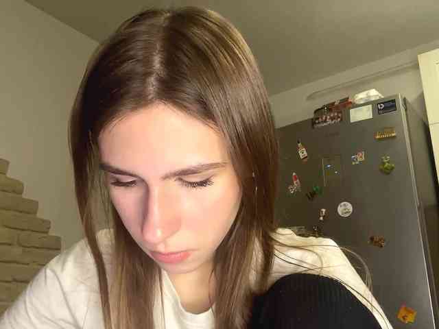 AshantiBadolato webcam