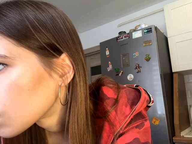 AshantiBadolato webcam