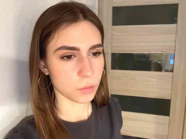 AshantiBadolato webcam