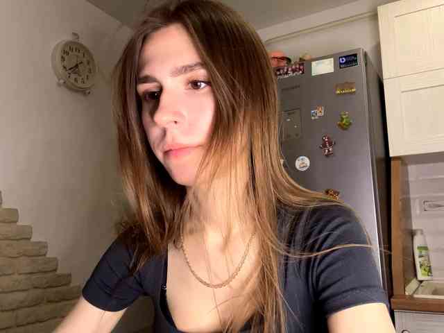 AshantiBadolato webcam