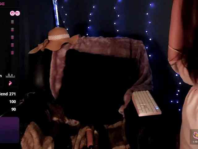 EllieDarlin EllieDarlin