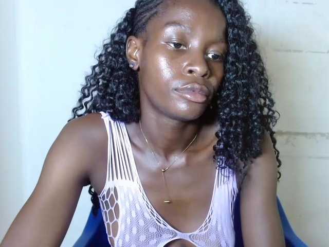 Sugarjuicy247's BongaCams show and profile