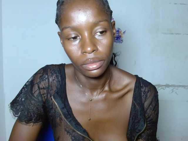 Sugarjuicy247's BongaCams show and profile