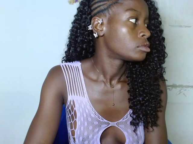 Sugarjuicy247's BongaCams show and profile