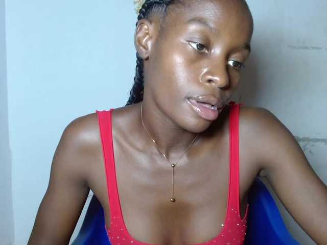 Sugarjuicy247's BongaCams show and profile