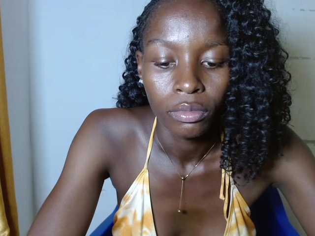 Sugarjuicy247's BongaCams show and profile