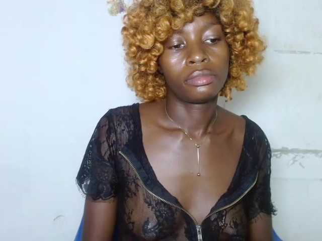 Sugarjuicy247's BongaCams show and profile