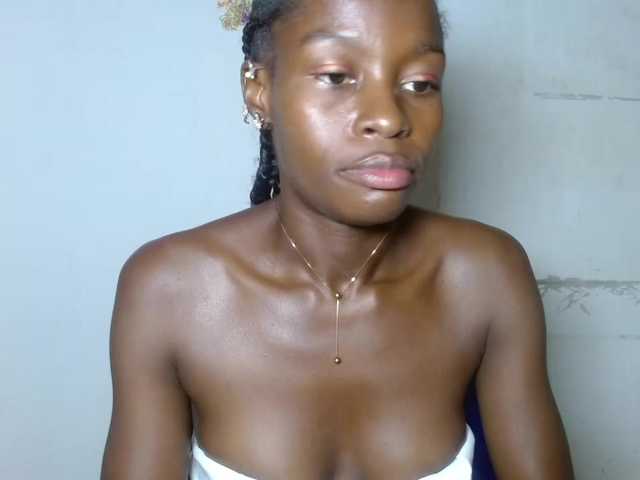 Sugarjuicy247's BongaCams show and profile