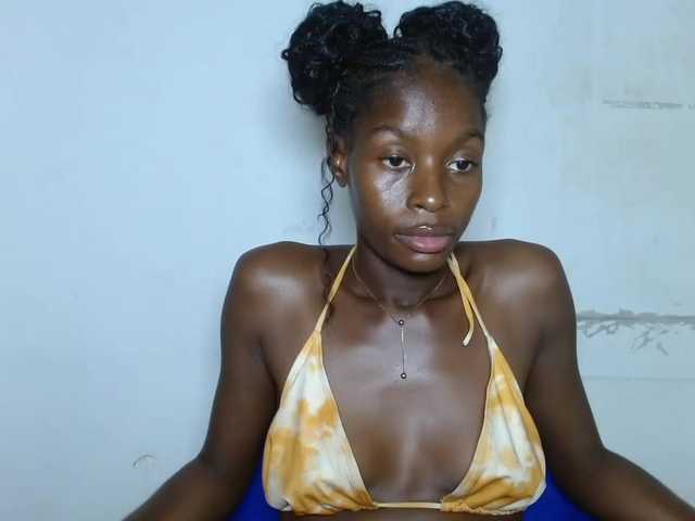 Sugarjuicy247's BongaCams show and profile