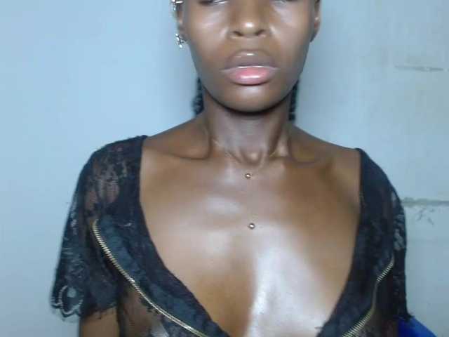 Sugarjuicy247's BongaCams show and profile