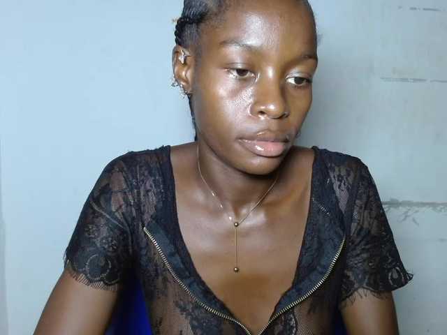 Sugarjuicy247's BongaCams show and profile