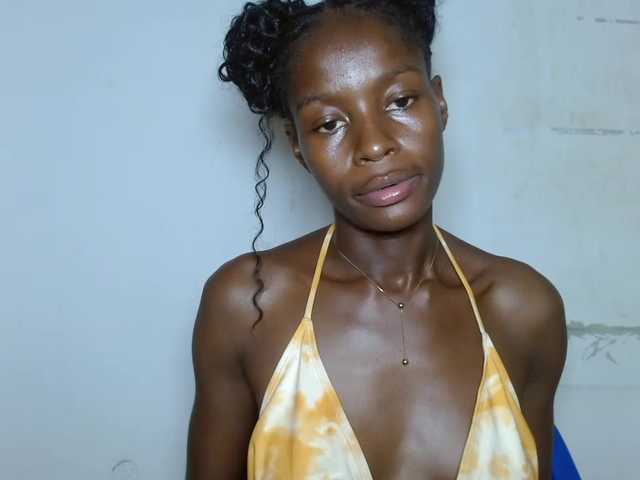 Sugarjuicy247's BongaCams show and profile