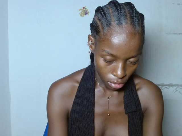 Sugarjuicy247's BongaCams show and profile