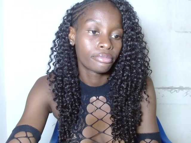 Sugarjuicy247's BongaCams show and profile