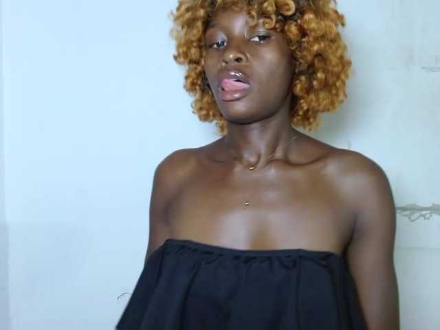 Sugarjuicy247's BongaCams show and profile