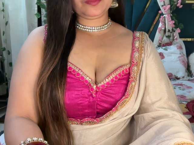 Mahimagic-doll's BongaCams show and profile