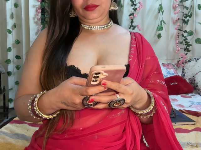 Mahimagic-doll's BongaCams show and profile