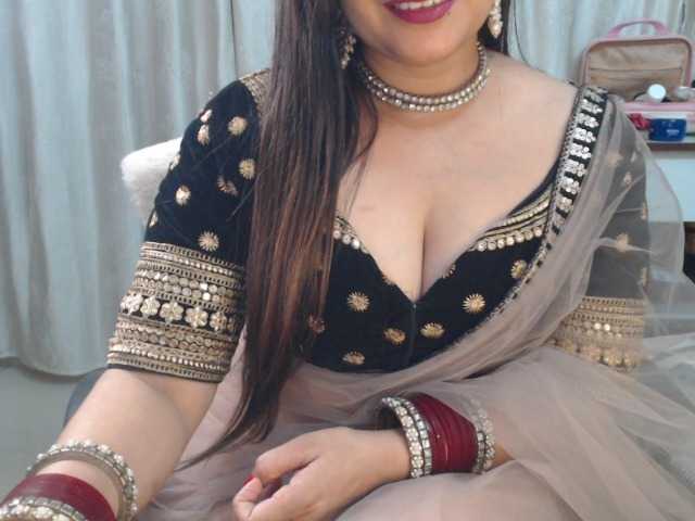 Mahimagic-doll's BongaCams show and profile