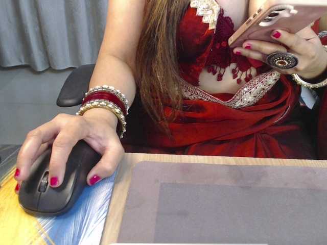 Mahimagic-doll's BongaCams show and profile