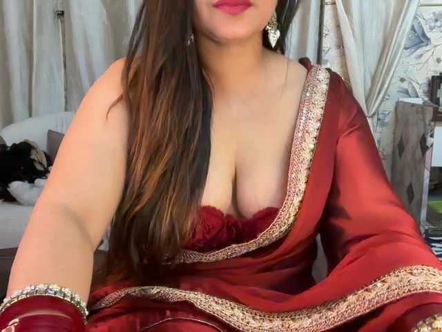 Mahimagic-doll's BongaCams show and profile