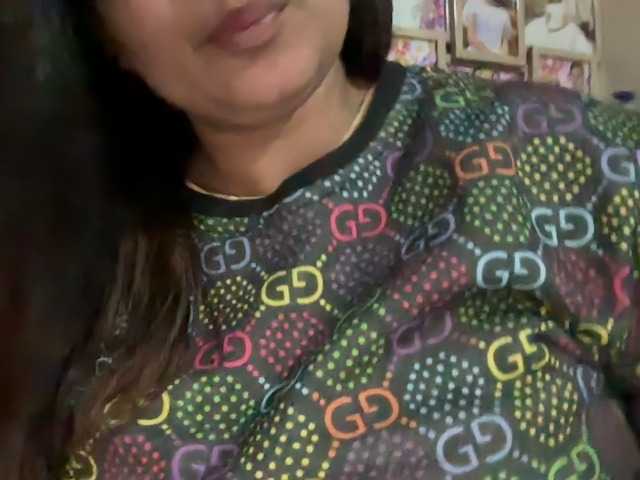 Mahimagic-doll – webcam model profile photo