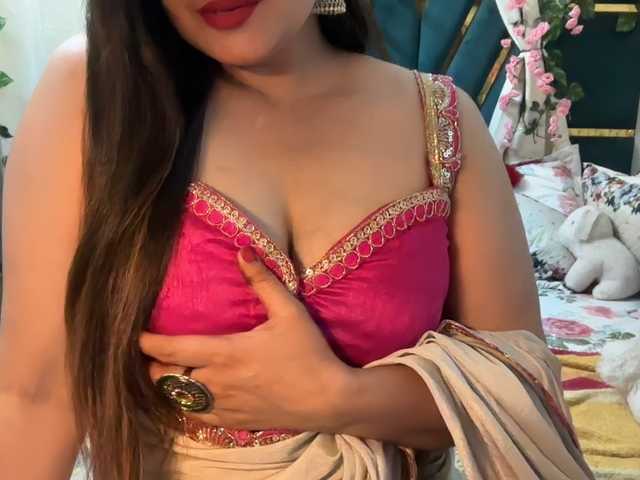 Mahimagic-doll's BongaCams show and profile