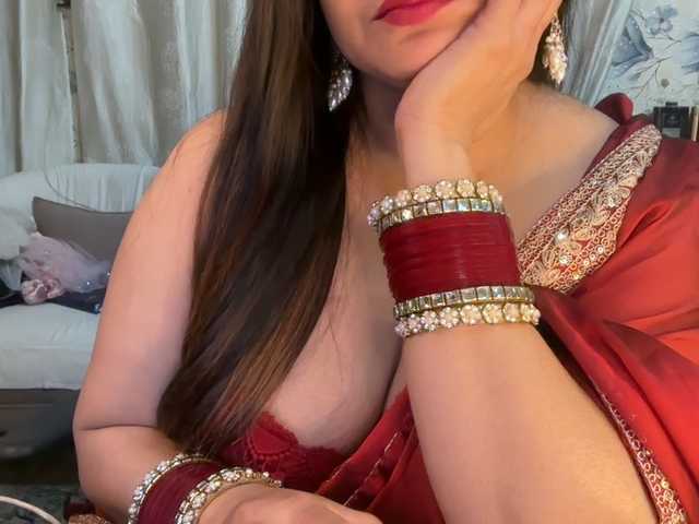 Mahimagic-doll – webcam model profile photo