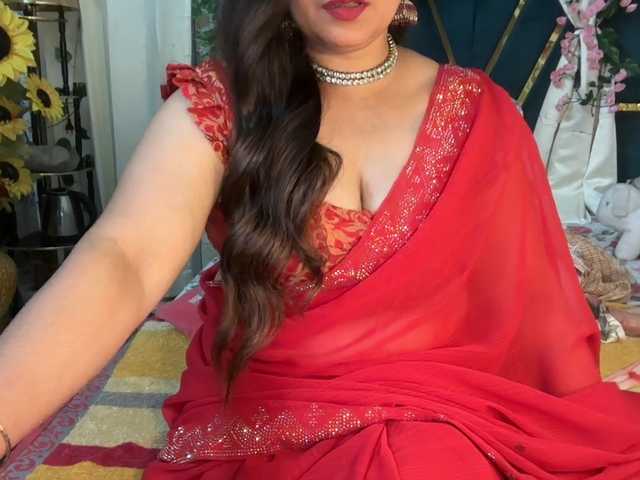 Mahimagic-doll's BongaCams show and profile