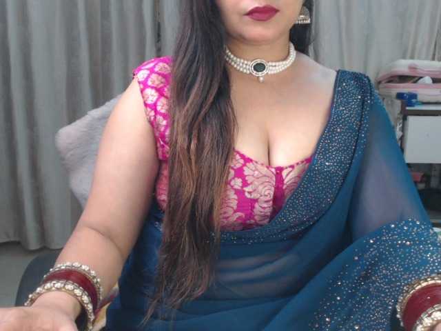 Mahimagic-doll's BongaCams show and profile